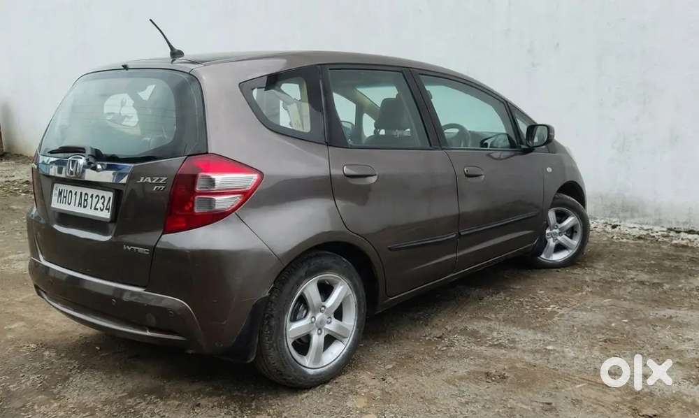 Honda Jazz I-vtec 2011 Model