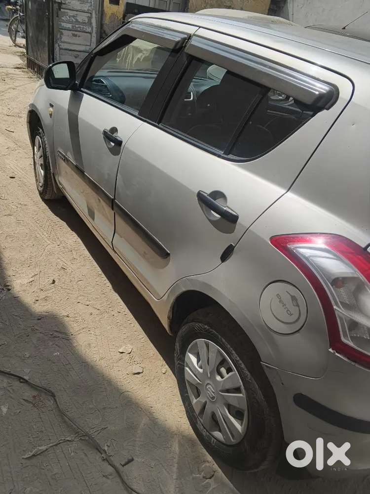 Maruti Suzuki Swift 2016 Petrol 68000 Km Driven