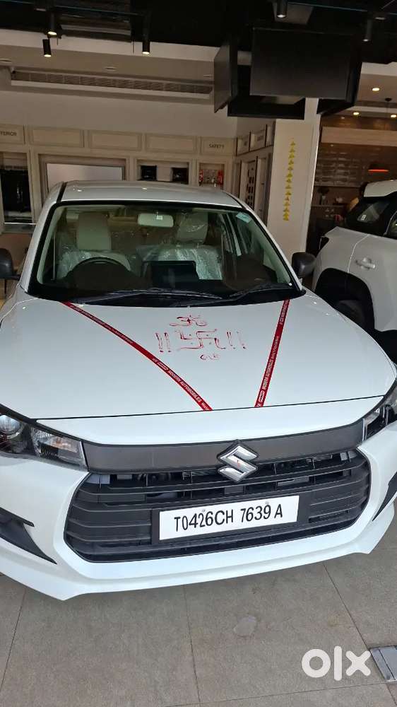 Maruti Suzuki Dzire 1 Cng & Hybrids 6049 Km Driven