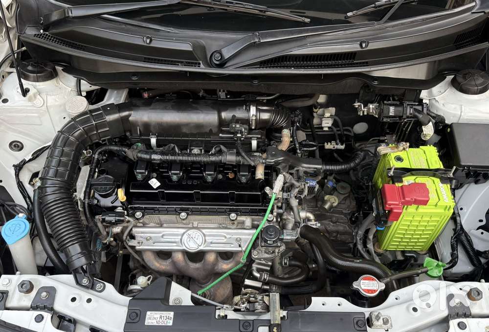 Maruti Suzuki Swift Vxi + Manual, 2022, Petrol
