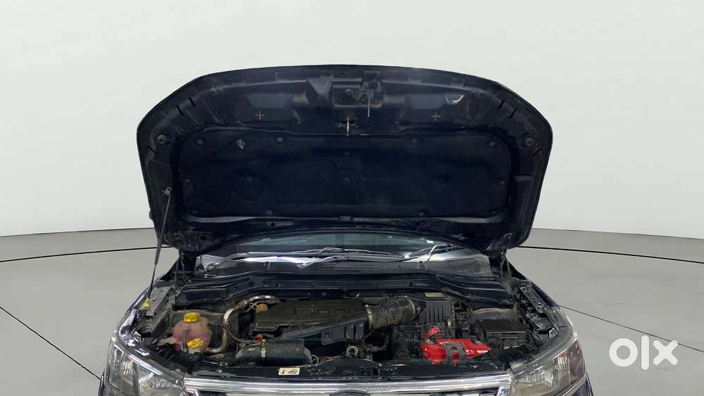 Mahindra Xuv300 W6, 2020, Petrol