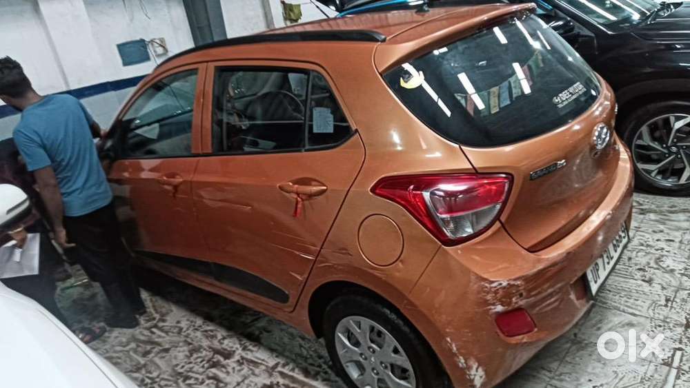 Hyundai Grand I10 2016 Petrol Well Maintained