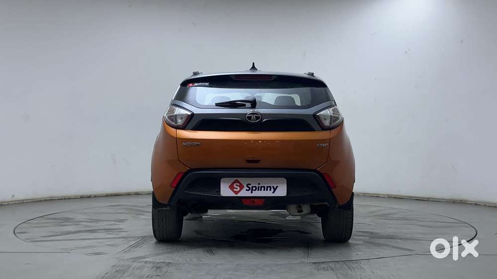 Tata Nexon 1.2 Revotron Xza Plus (o) Dual Tone, 2018, Petrol