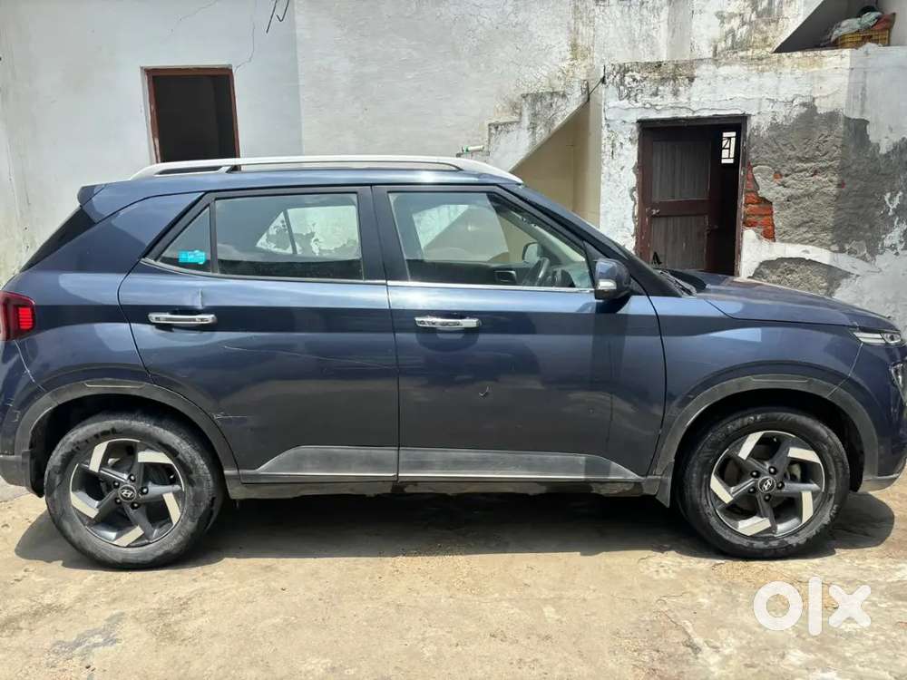 Hyundai Venue Diesel Manual 2019