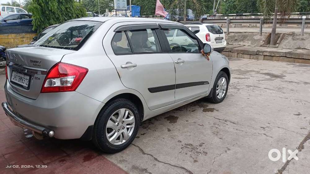 Maruti Suzuki Swift Dzire Zdi Bsiv, 2015, Diesel