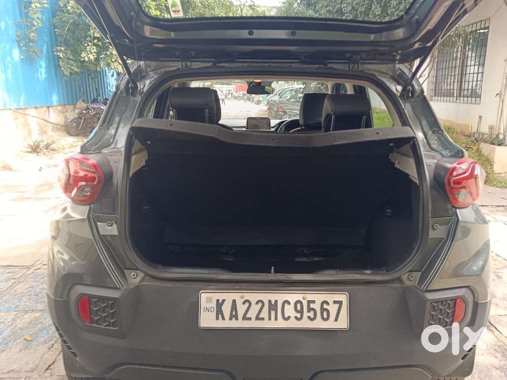 Tata Punch Creative Amt, 2022, Petrol