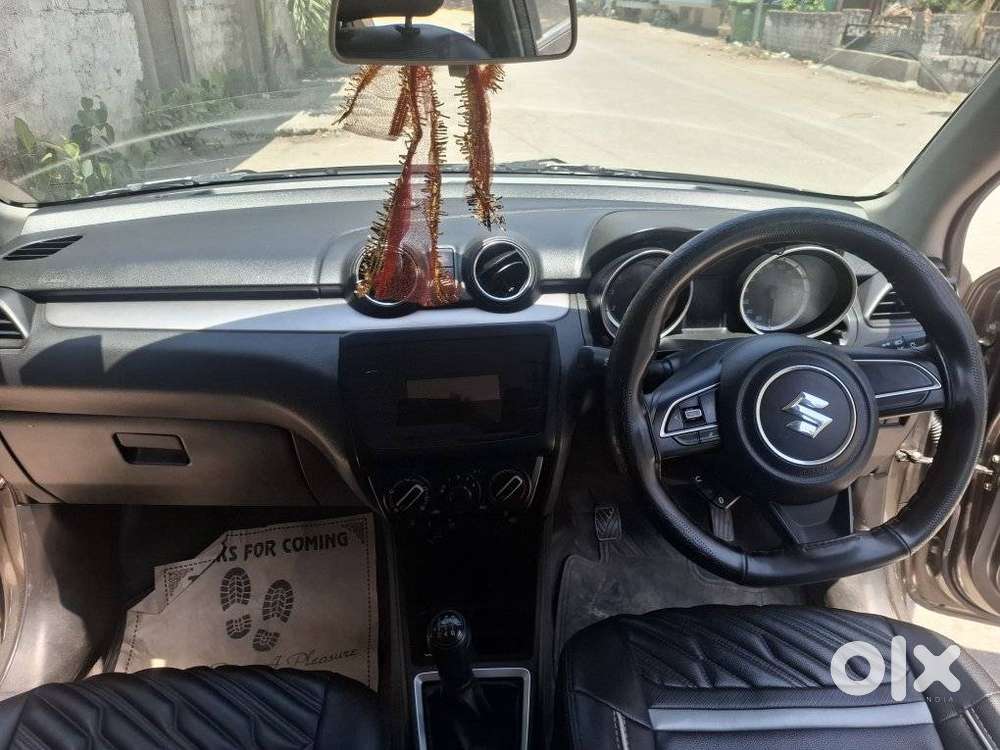 Maruti Suzuki Swift Vxi Optional, 2023, Petrol