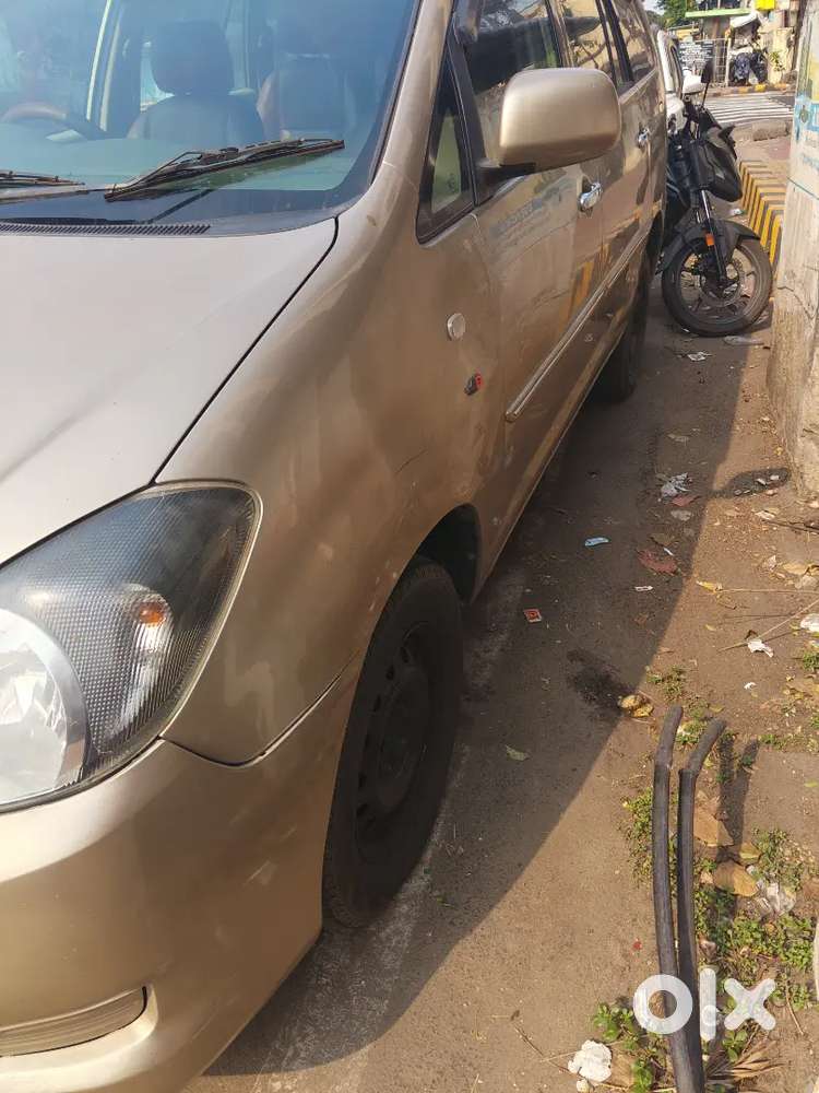 Toyota Innova 2007 Diesel 360000 Km Driven