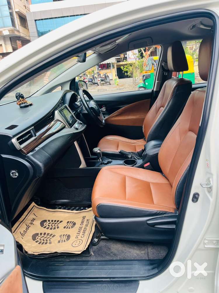 Toyota Innova Crysta 2.8z Automatic, 2017, Diesel