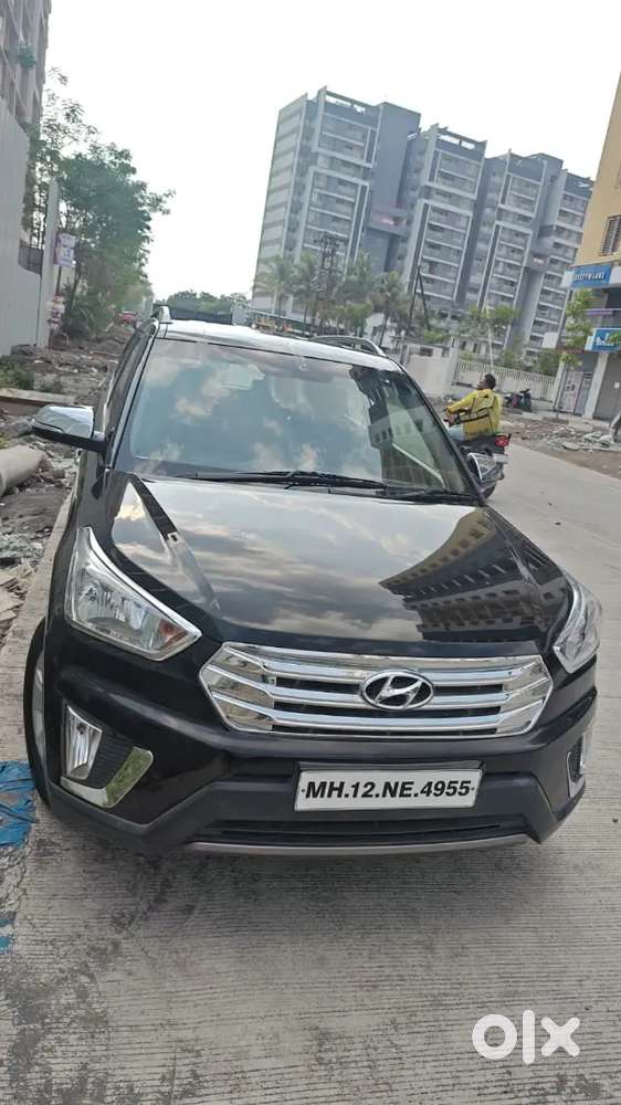 Hyundai Creta 2016 Petrol 48000 Km Driven Well Maintained Black Colour