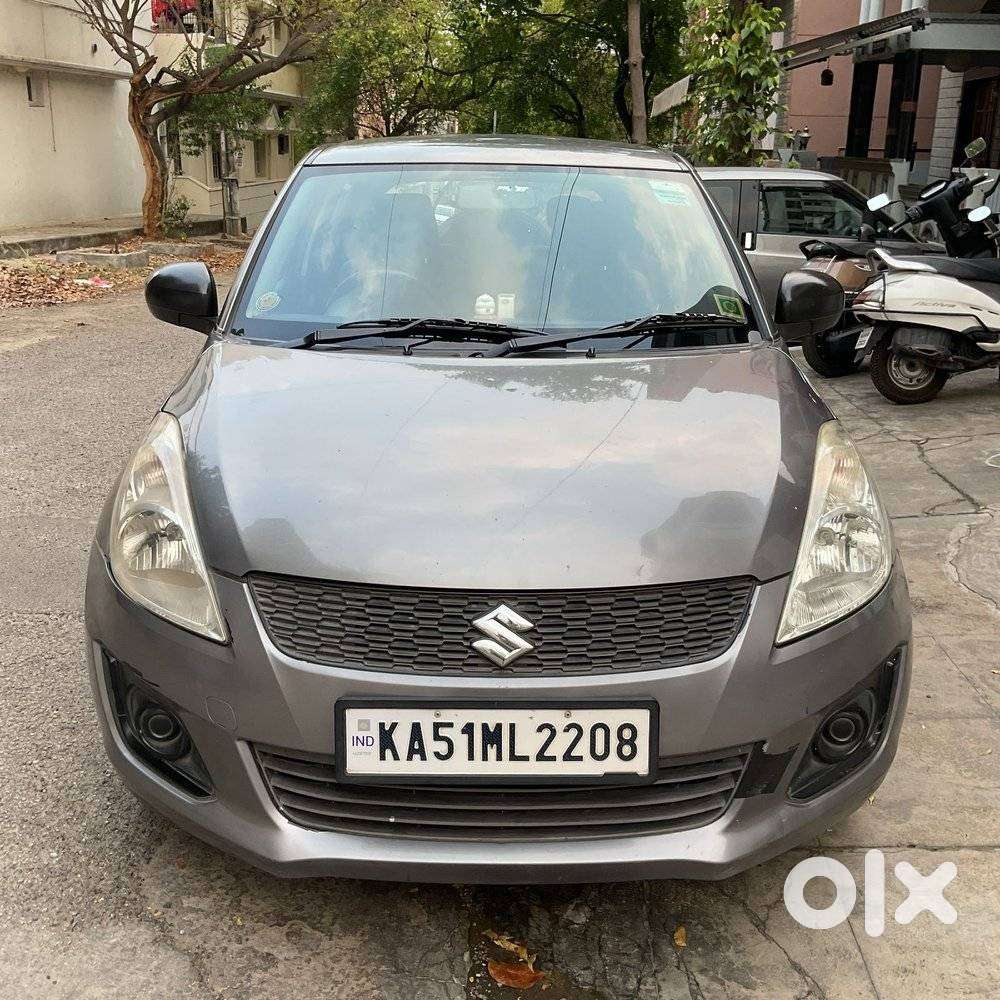 Maruti Suzuki Swift Lxi Optional-o, 2017, Petrol