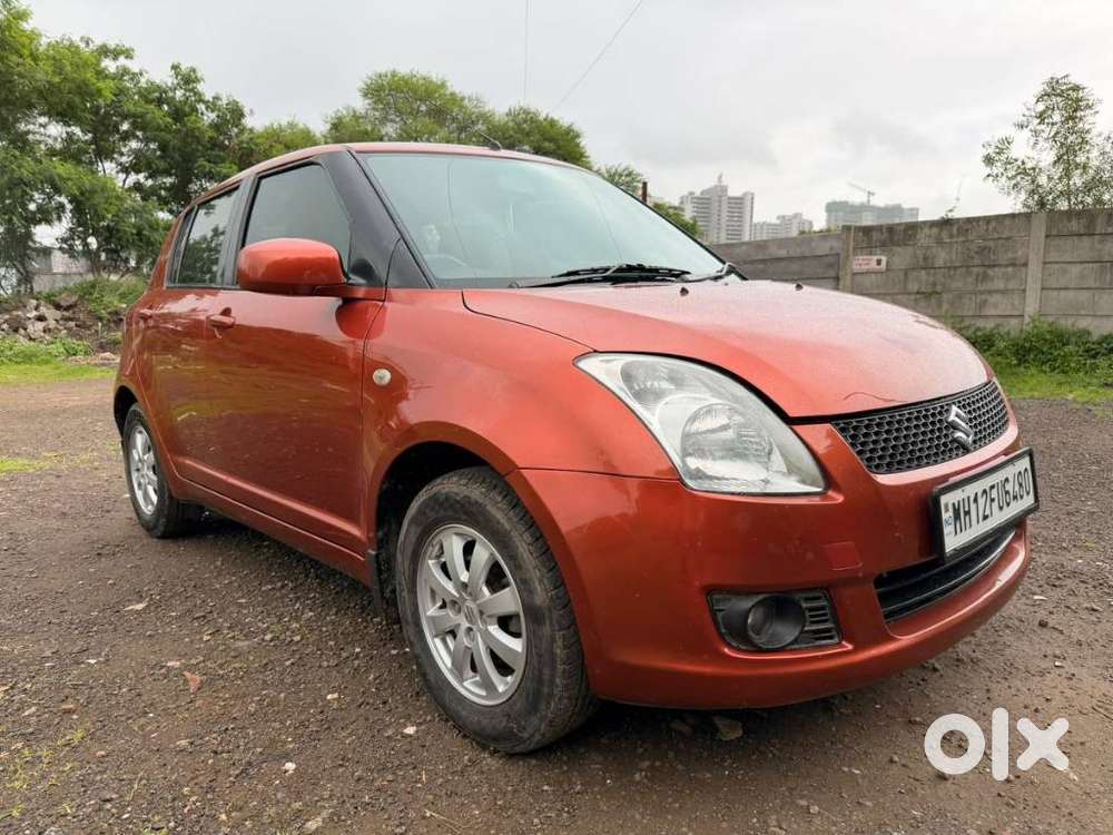 Maruti Suzuki Swift Zxi Bsiv, 2010, Petrol
