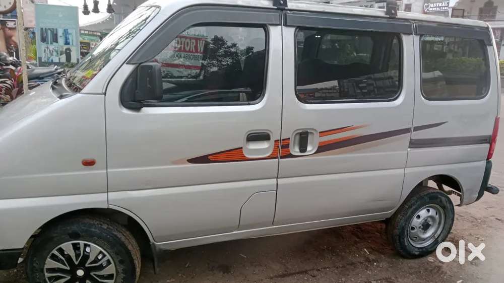 Maruti Suzuki Eeco 2022 Petrol 65000 Km Driven