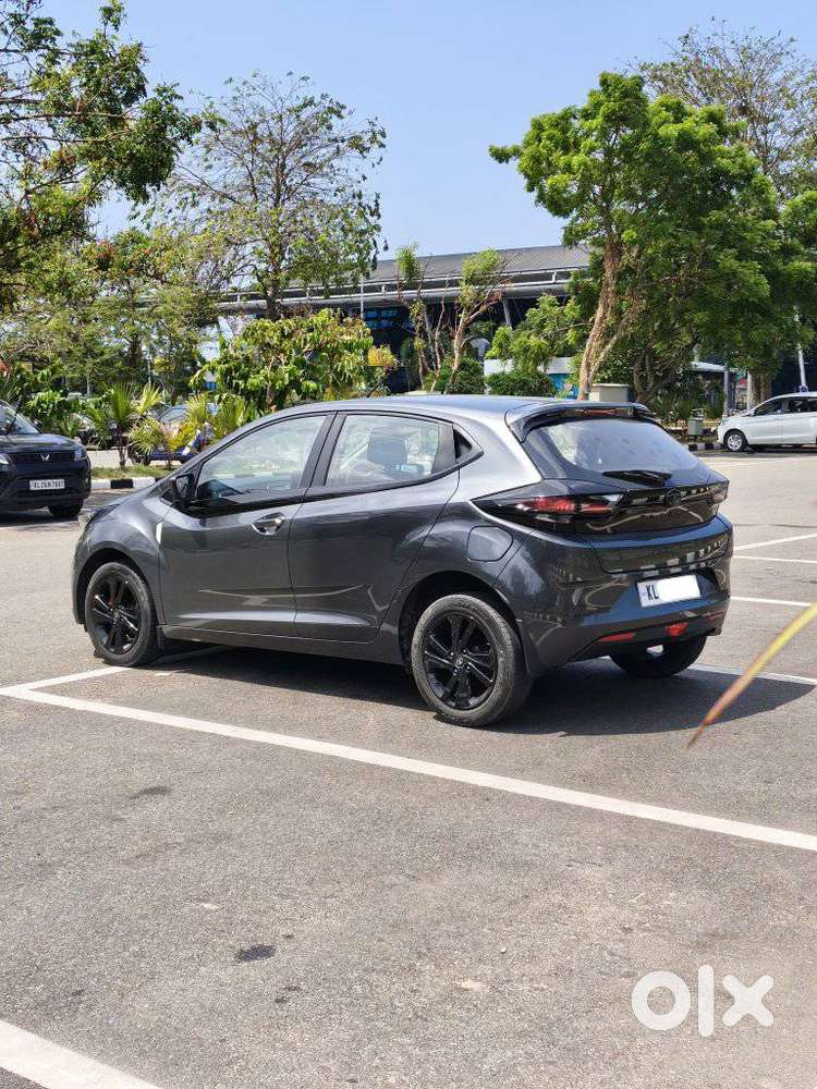 Tata Altroz Xz, 2022, Petrol