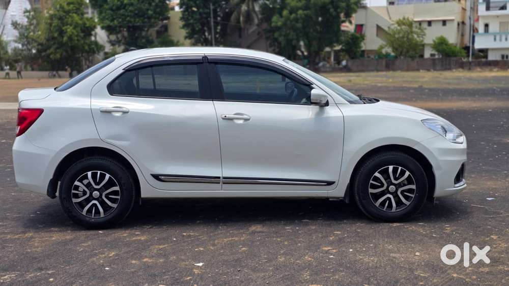 Maruti Suzuki Dzire 1.2 Vxi, 2022, Petrol