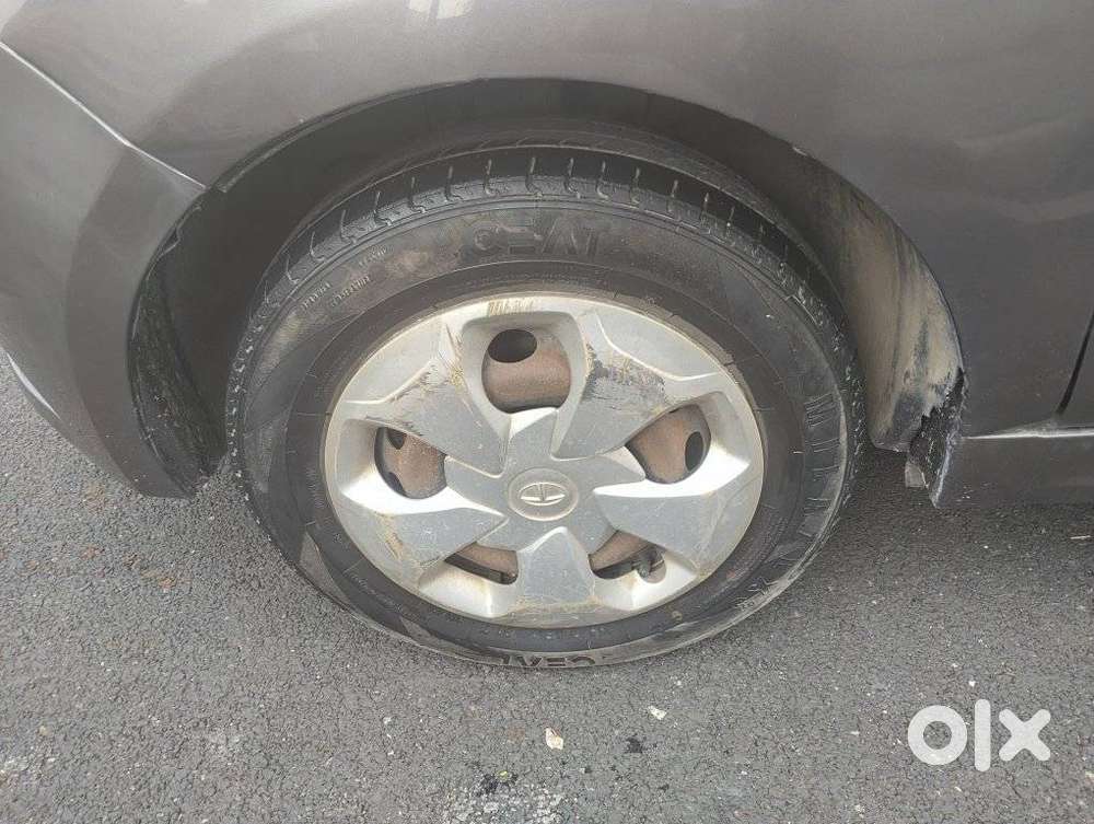 Tata Tiago 1.2 Revotron Xt (o), 2019, Petrol