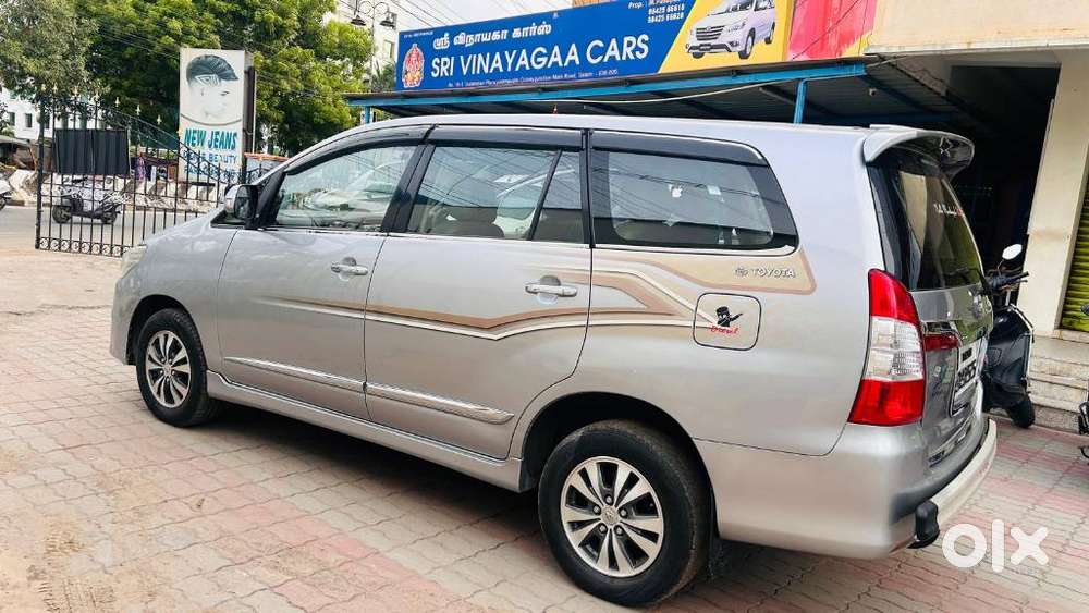 Toyota Innova 2.5 Z Diesel 7 Seater Bs Iv, 2016, Diesel
