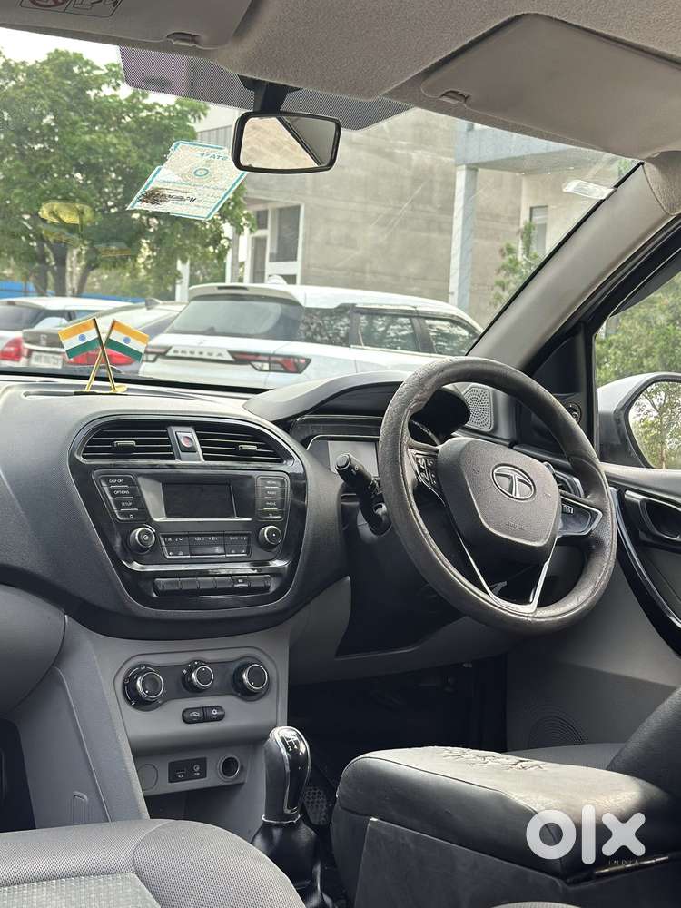 Tata Tiago 1.2 Revotron Xz (o), 2020, Petrol