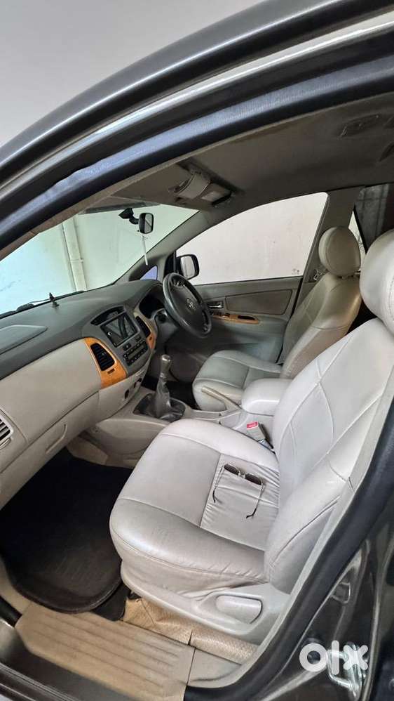 Toyota Innova 2009 Diesel 157000 Km Driven