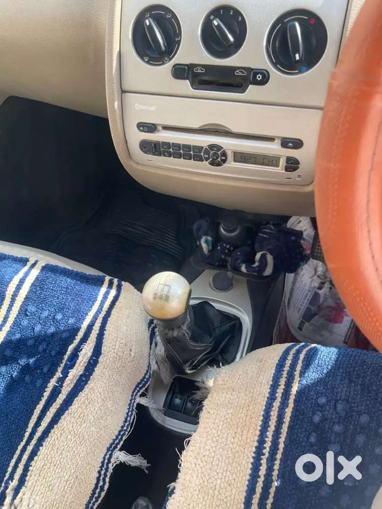 Well Maintained Family Car Koi Bhi Mistake Nhi Hai  30 Ka Everage Hai