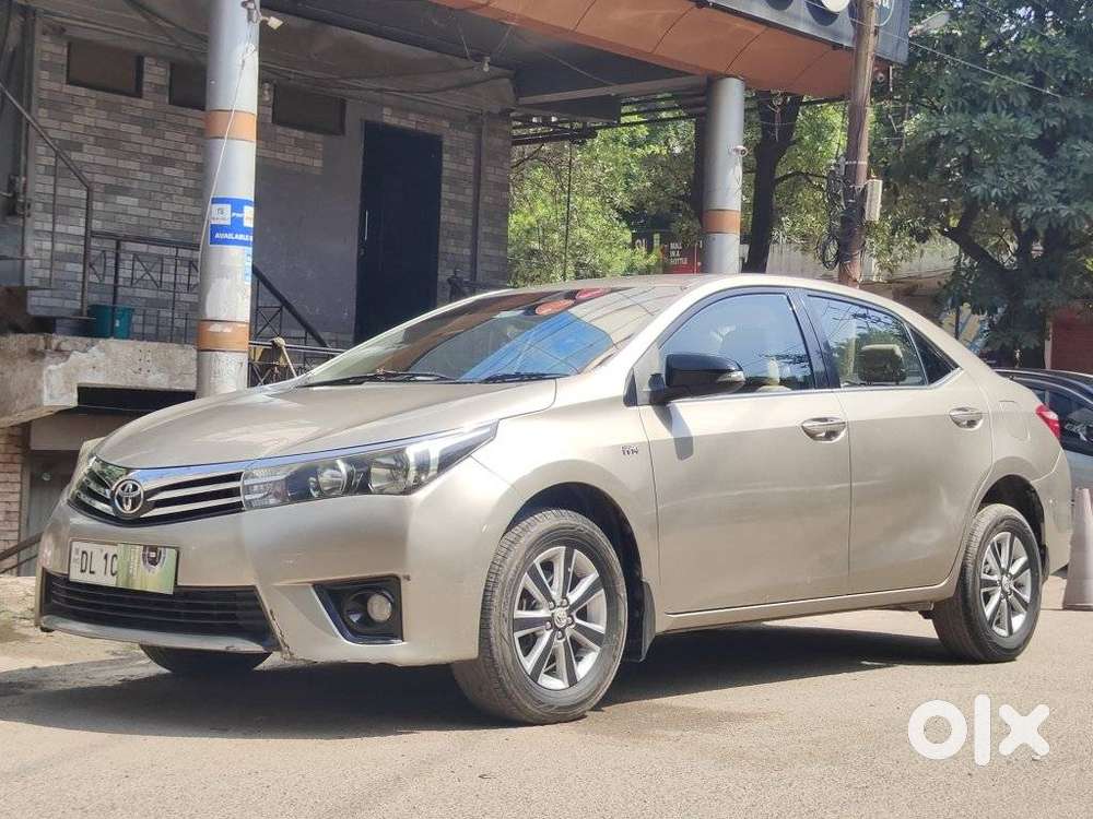 Toyota Corolla Altis G At, 2015, Petrol