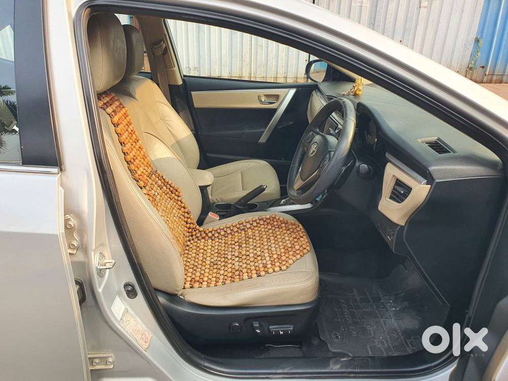 Toyota Corolla Altis Vl At, 2015, Petrol