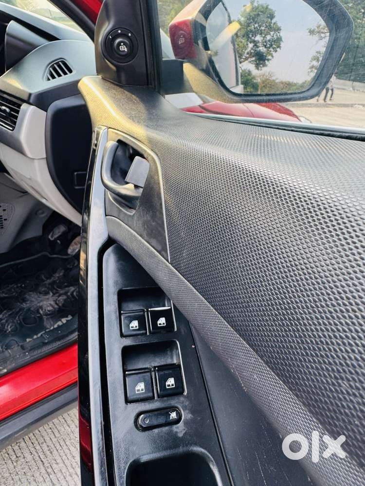 Tata Nexon 1.2 Revotron Xm (s), 2018, Diesel