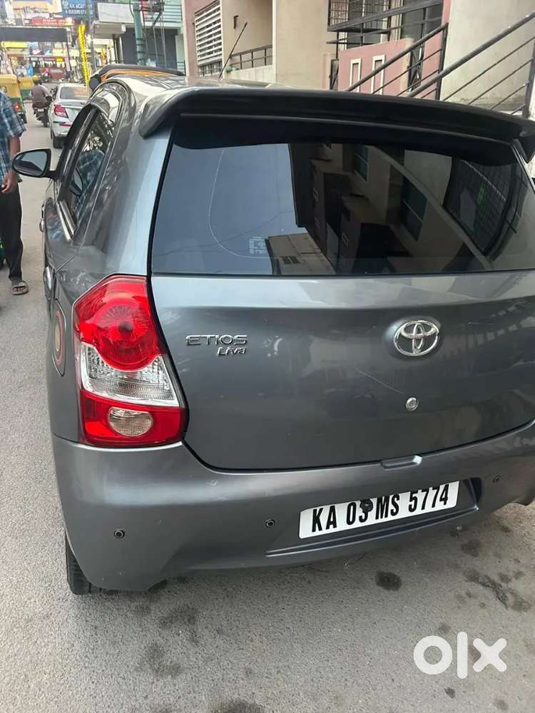 Toyota Etios Liva 2013 Petrol Well Maintained