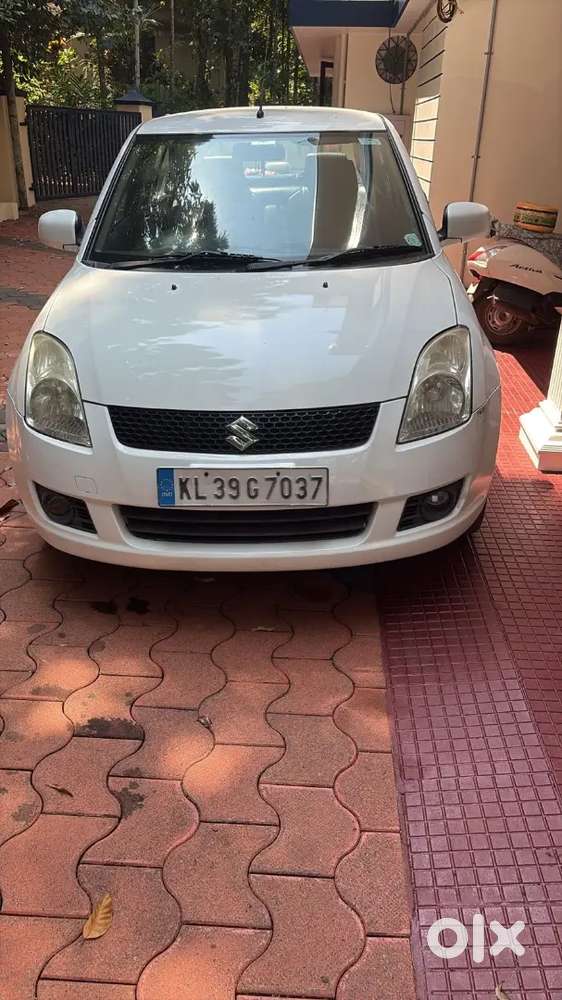 Maruti Suzuki Dzire 2014 Diesel 180000 Km Driven
