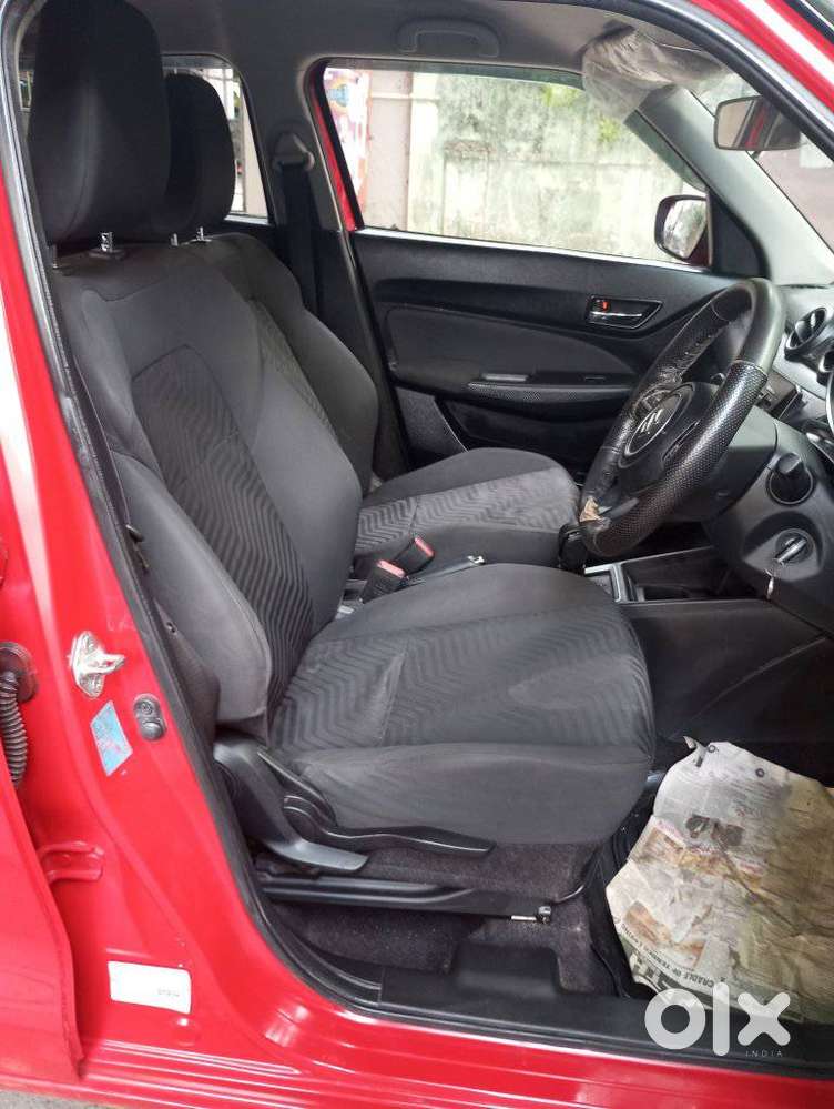 Maruti Suzuki Swift Amt Vxi, 2018, Petrol