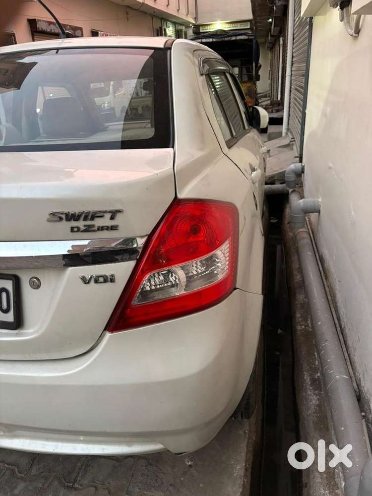 Maruti Suzuki Dzire 2013 Diesel 110907 Km Driven