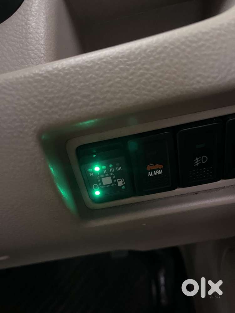 Maruti Suzuki Swift Dzire Vxi Optional, 2012, Cng & Hybrids