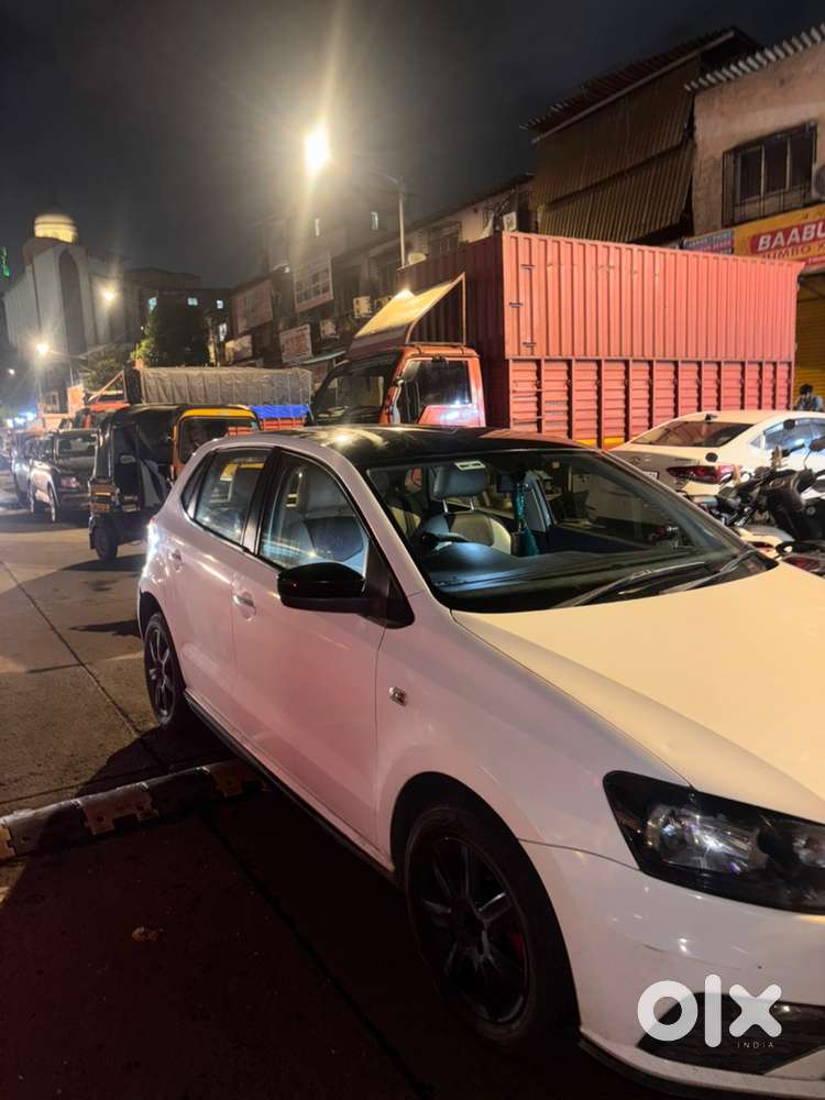 Volkswagen Polo Petrol Manual 2012