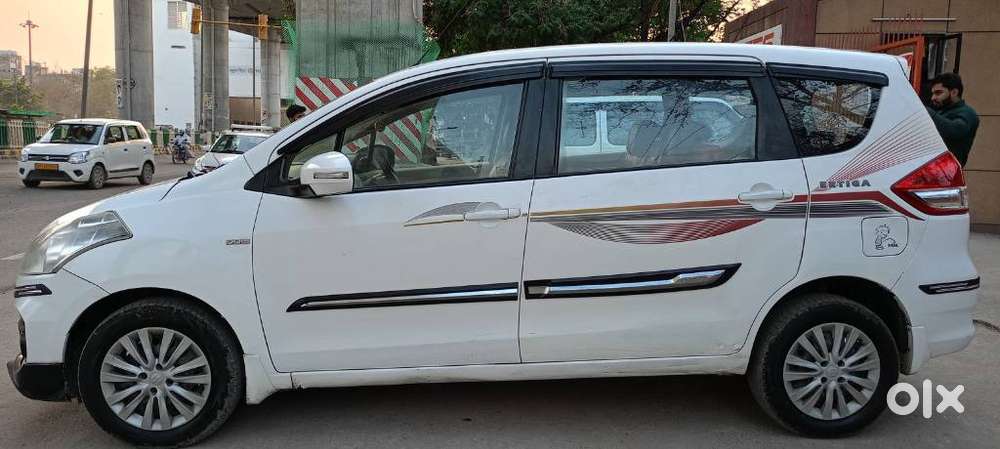 Maruti Suzuki Ertiga Shvs Vdi Limited Edition, 2017, Diesel