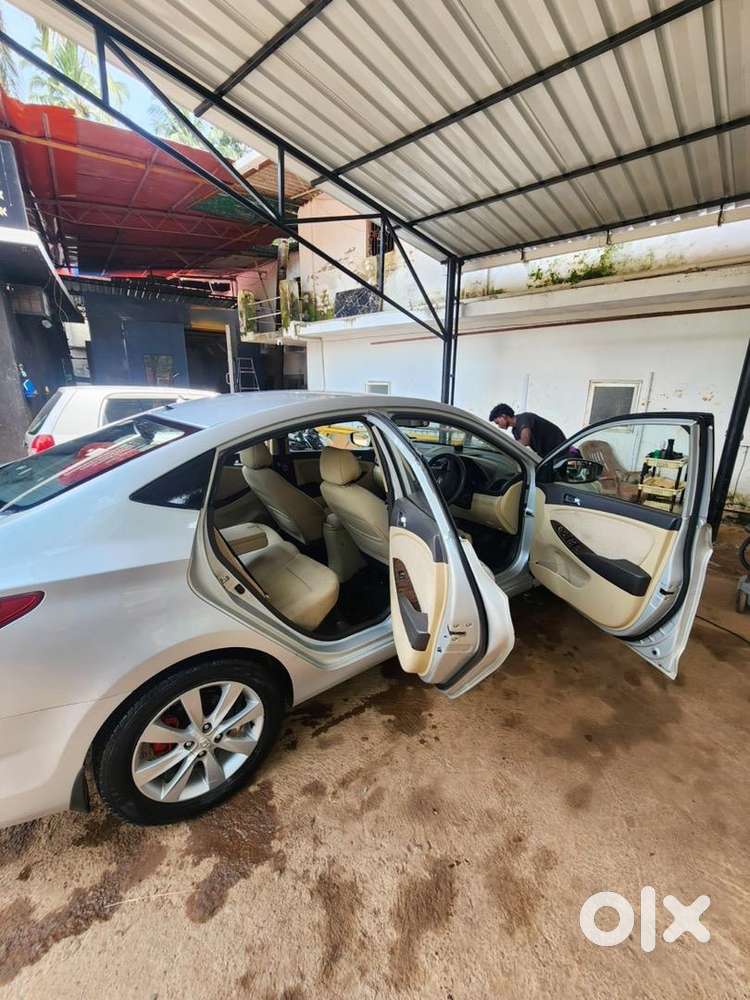 Hyundai Fluidic Verna 2012 Diesel 142000 Km Driven