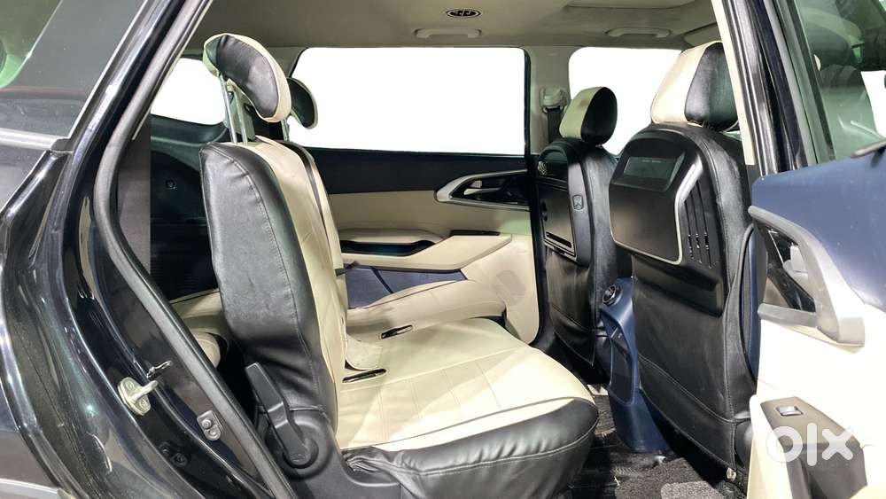 Kia Carens 1.4 Luxury Plus Dct 7 Str, 2022, Petrol