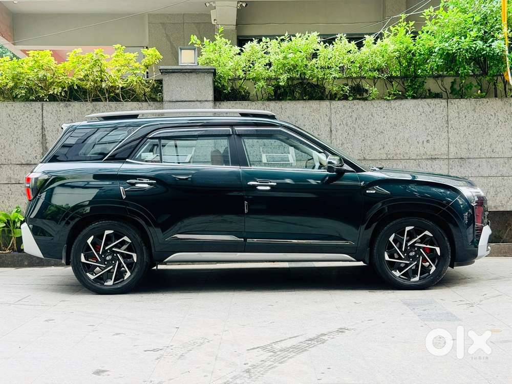 Hyundai Alcazar 2025 Petrol Signature