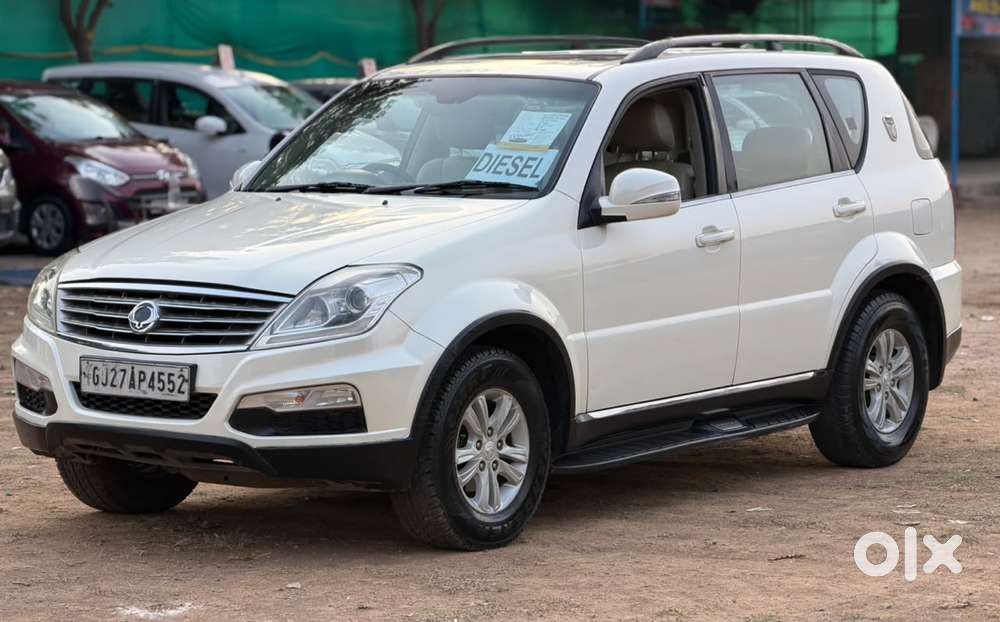 Mahindra Rexton, 2015, Diesel