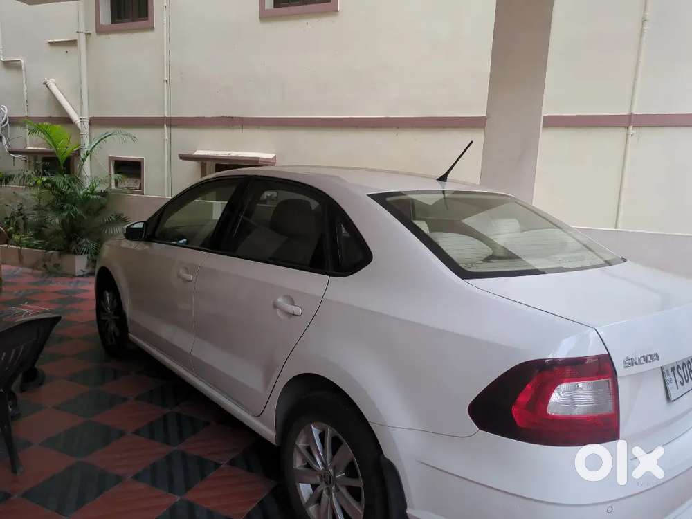 Skoda Rapid Tsi 2020 Petrol Tsi At