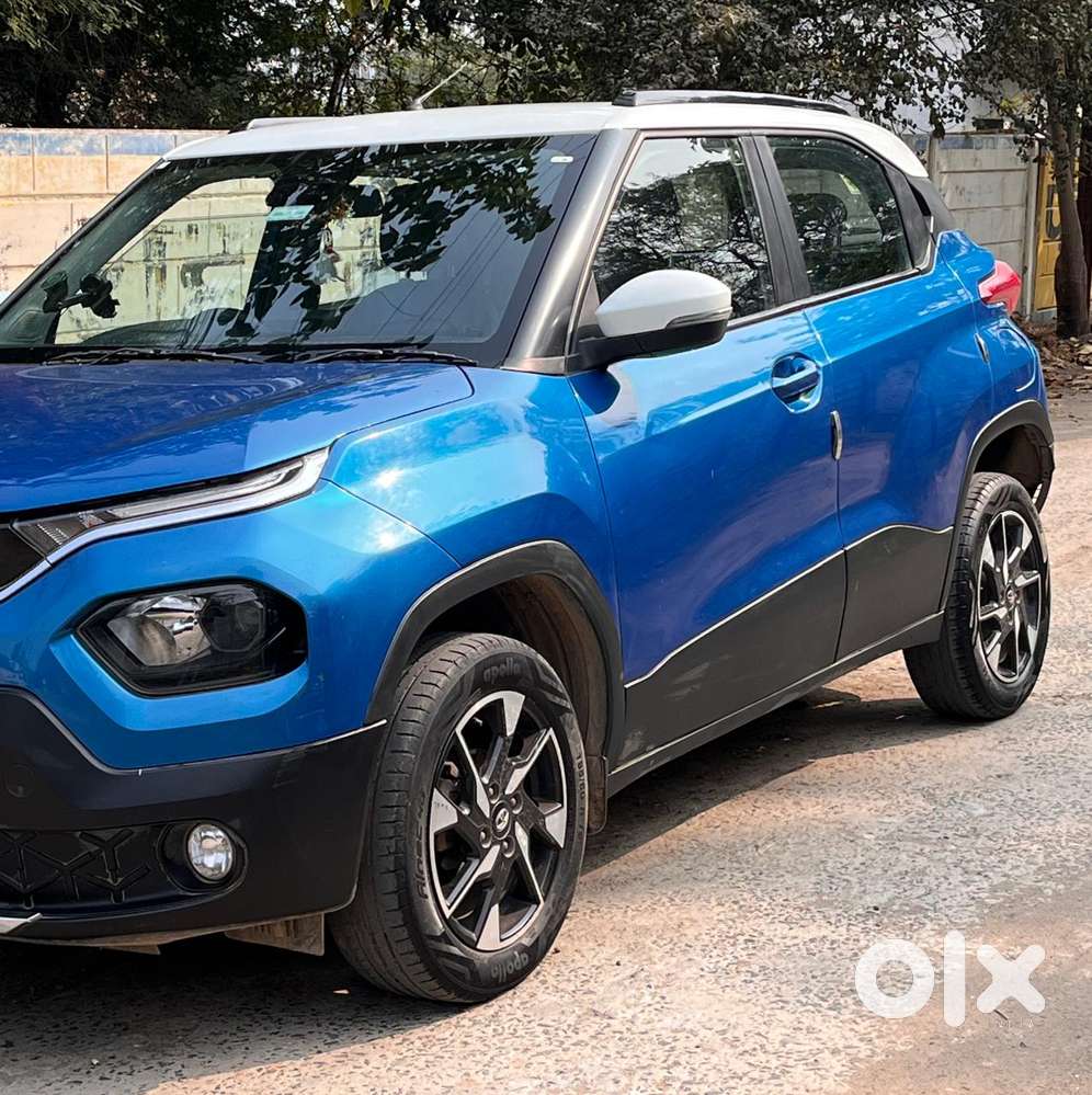 Tata Punch 1.2 Revotron Creative Amt Dual Tone, 2021, Petrol