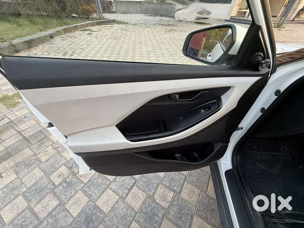 Hyundai Creta 1.5 Ex Petrol, 2023, Petrol