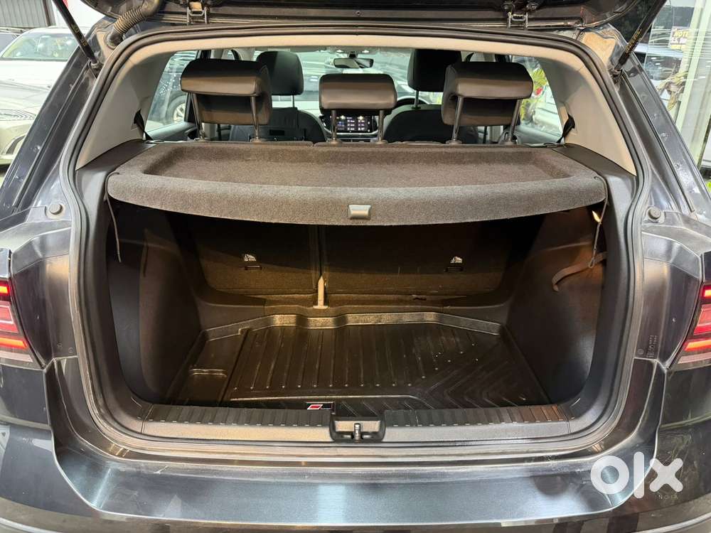 Volkswagen Taigun 1.0 Tsi Topline At, 2023, Petrol