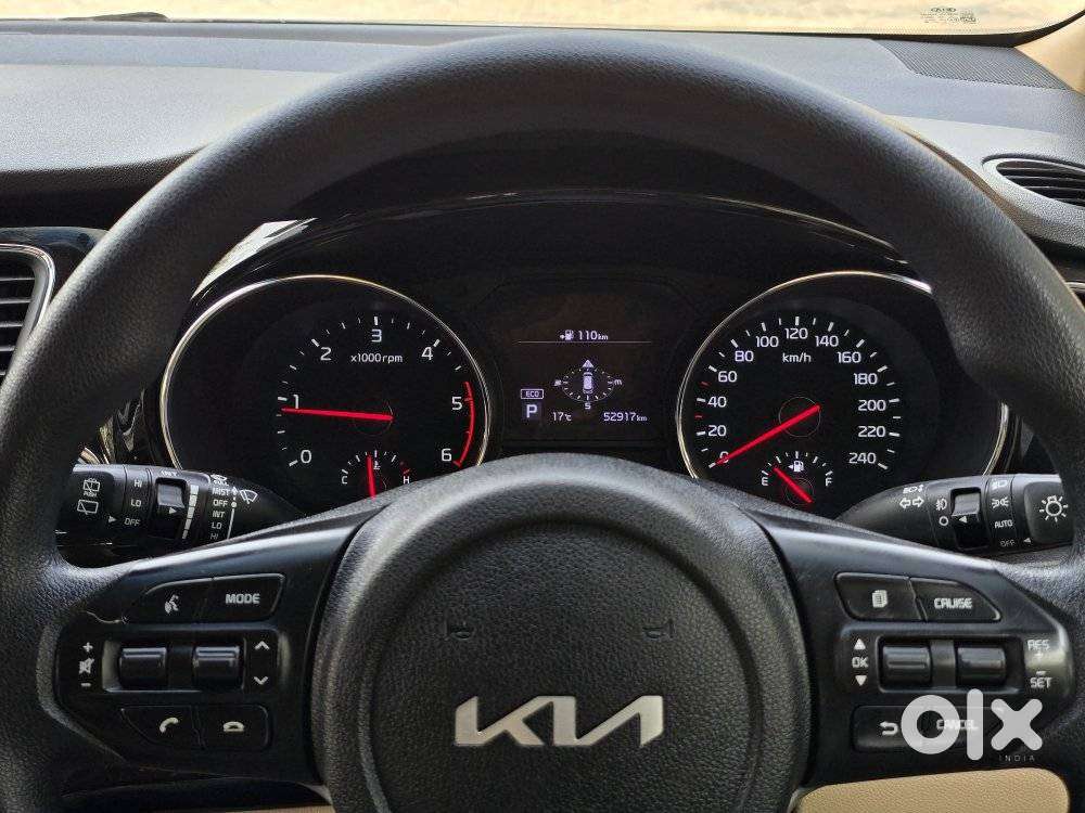 Kia Carnival Limousine Plus 7 Str, 2022, Diesel