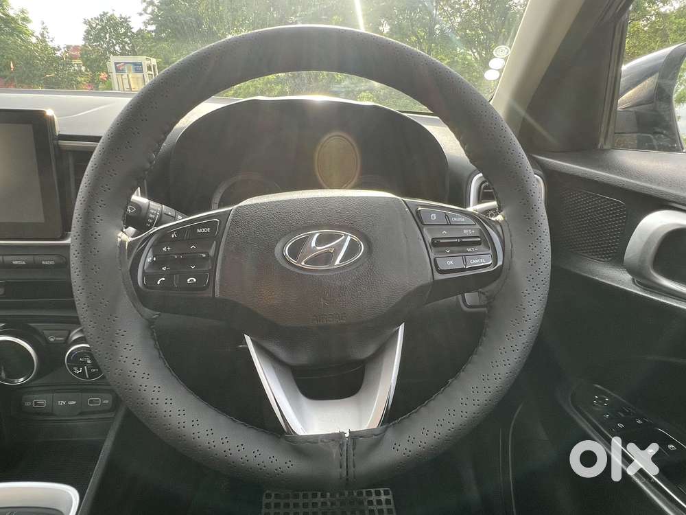 Hyundai Venue Sx (o) Mt 1.5 Diesel, 2021, Diesel