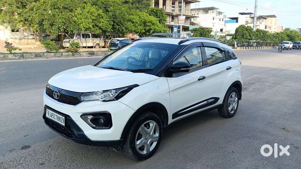 Tata Nexon 1.2 Revotron Xm (s), 2022, Petrol