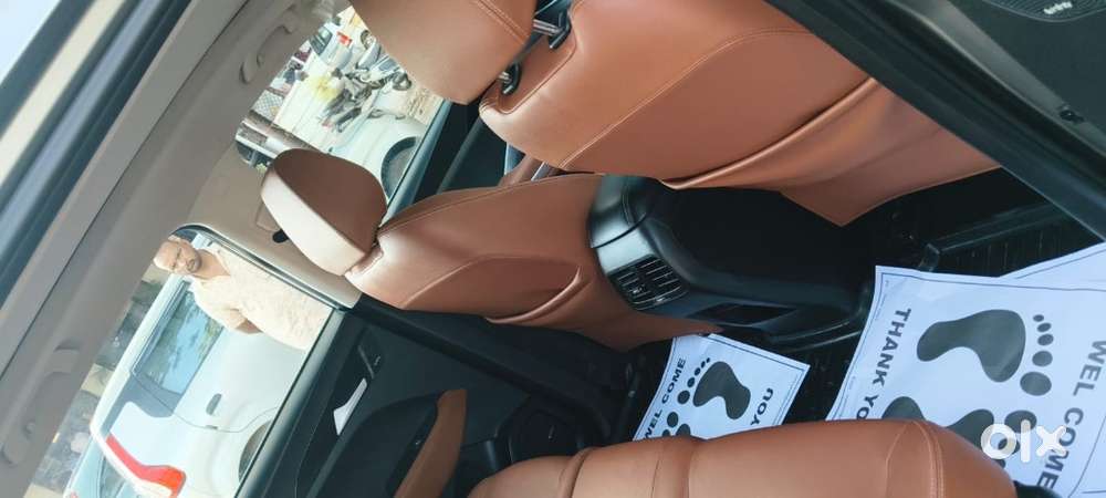 Mg Hector Plus 7 Seater