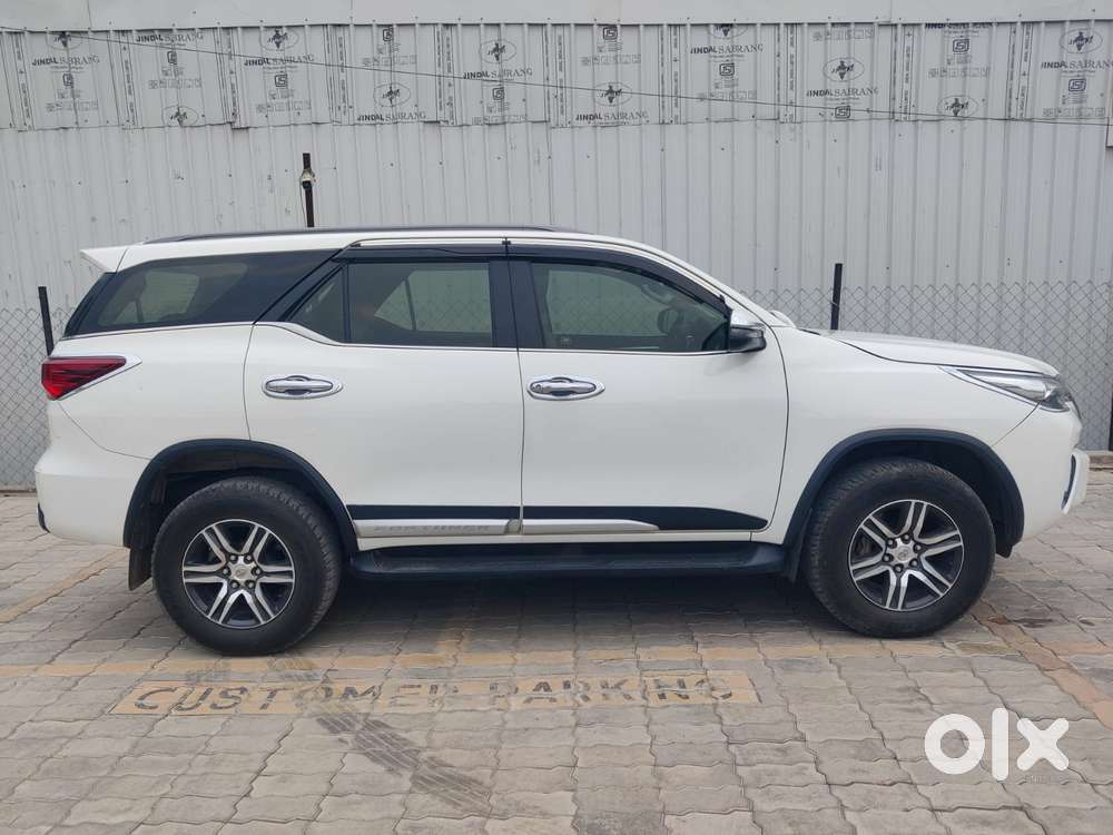 Toyota Fortuner 4x2 At 2.8 Diesel, 2019, Diesel