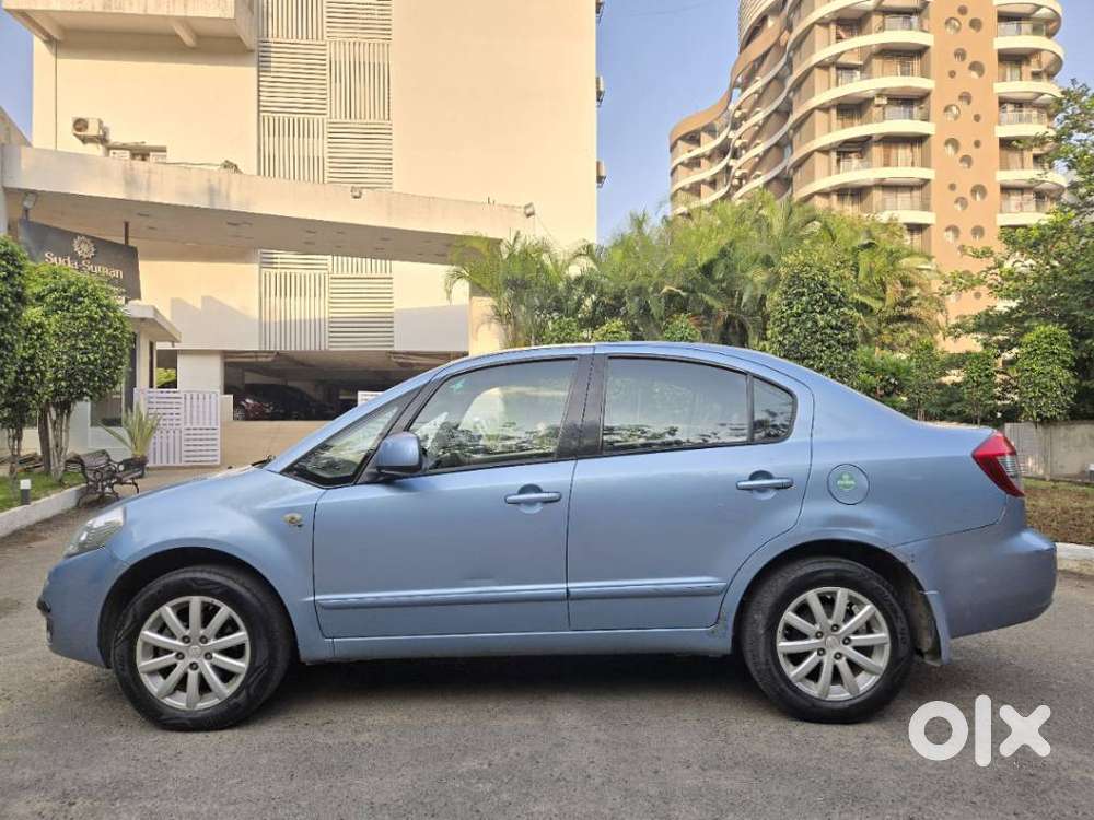 Maruti Suzuki Sx4 Zxi Mt Bsiv Leather, 2010, Petrol