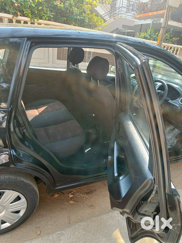 Ford Figo 2010-2012 Petrol Zxi, 2012, Petrol