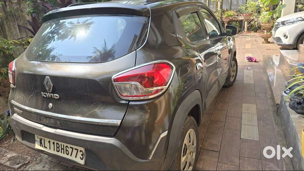 Fuel Efficient 2017 Renault Kwid 1.0 L Rxt Single Owner/21 Kmpl